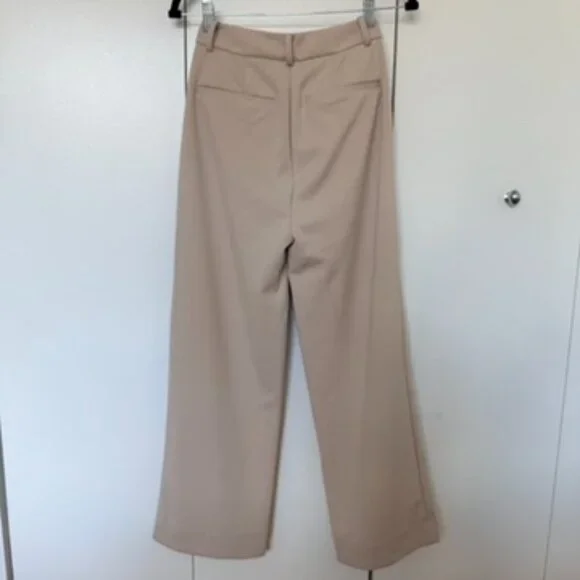Winter-heavy Beige trousers - Essential Pants from Cuts - Picture 2 of 4
